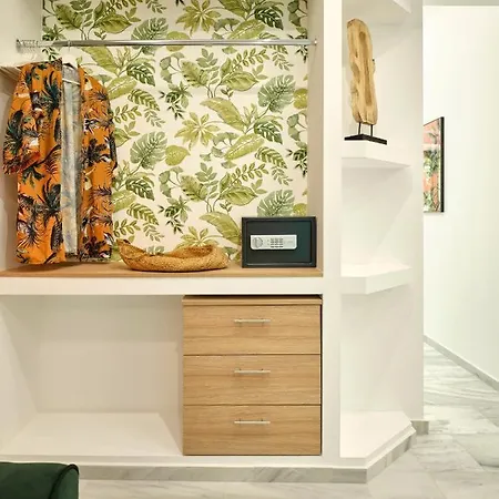 The Tree Apartment *