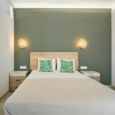 The Tree Apartamento Skiathos